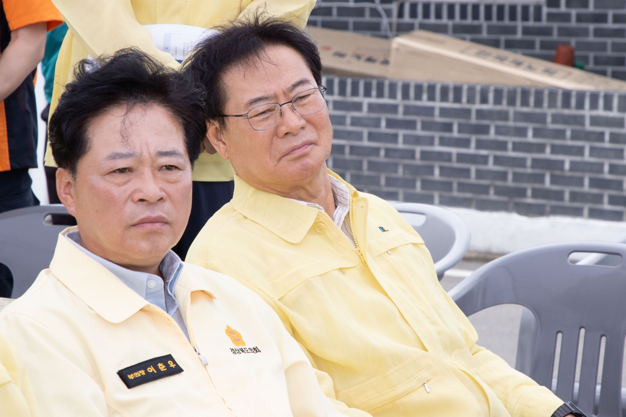 폭염 가뭄 피해지역 현지확인 경주 덕동댐 이미지(11)