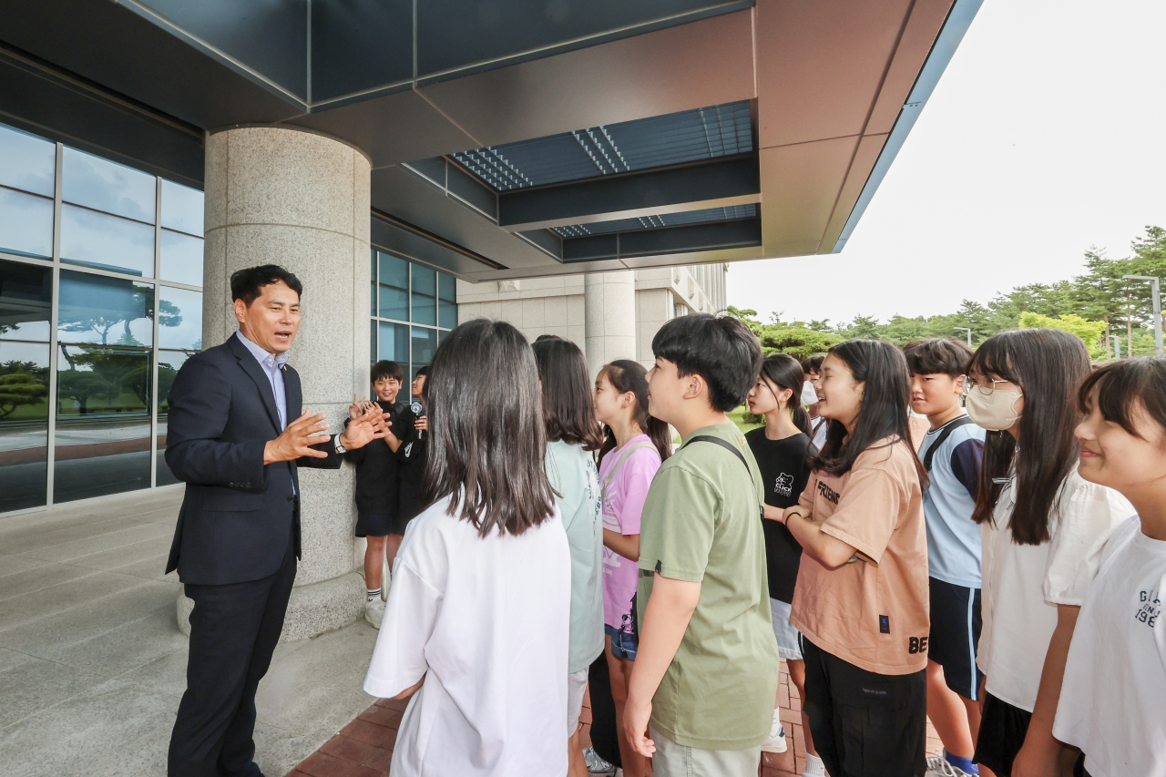 제82회 청소년 의회교실(구미 인덕초등학교) 이미지(30)