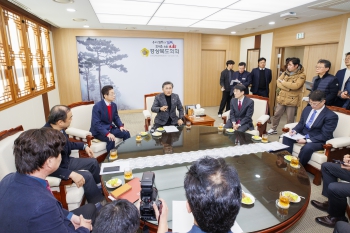 경북·대구행정통합추진 협의회 관계자 내방 대표이미지