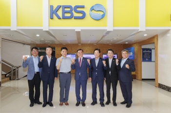 13대 의장단 언론사 방문 대표이미지